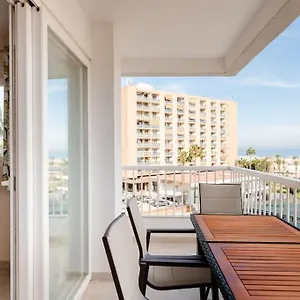 Apartment Amplio Con Vistas Al Mar Y Piscina En, Benalmadena